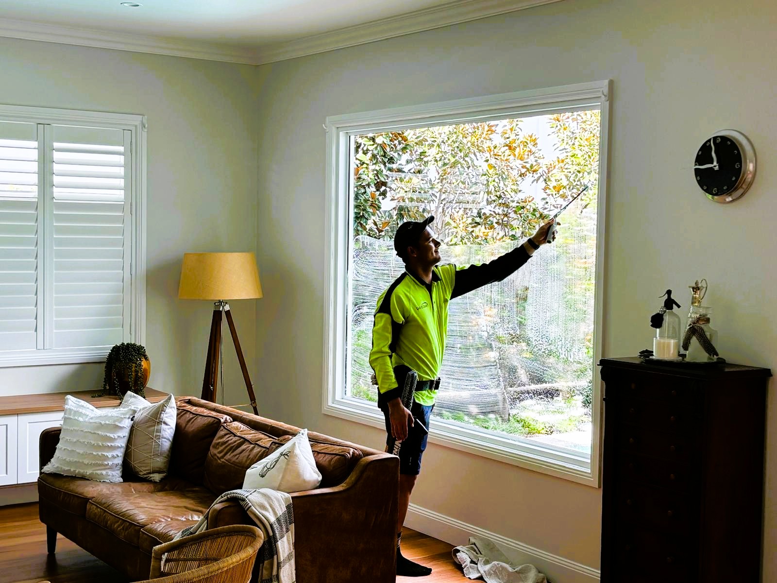 Brisbane Window Cleaners in Action, from Smudge to Shine